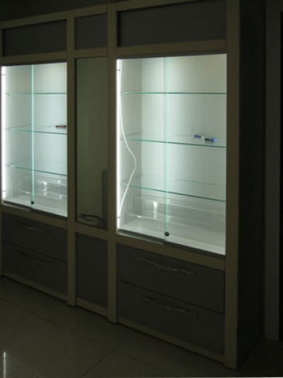 Торговая мебель, стеллажи с подсветкой